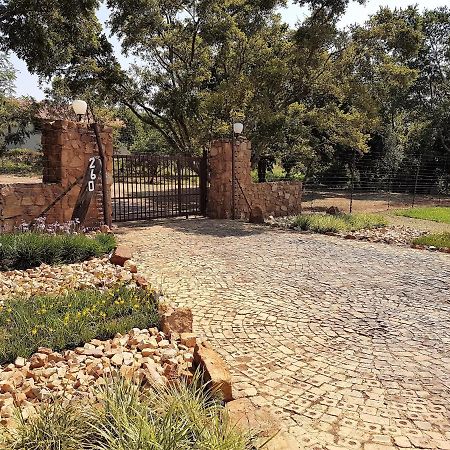 Zwavelpoort Guesthouse Pretoria-Noord Kültér fotó